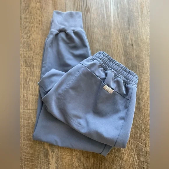 Figs Mari joggers - Picture 3 of 7